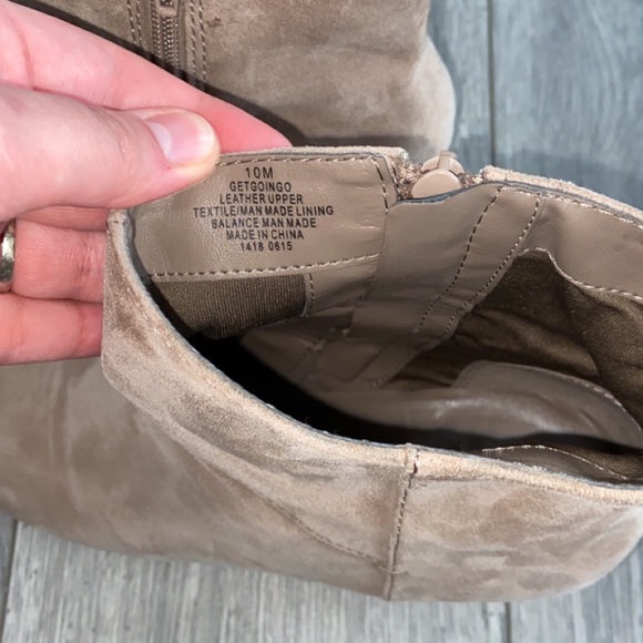 Booties - Picture 6 of 9